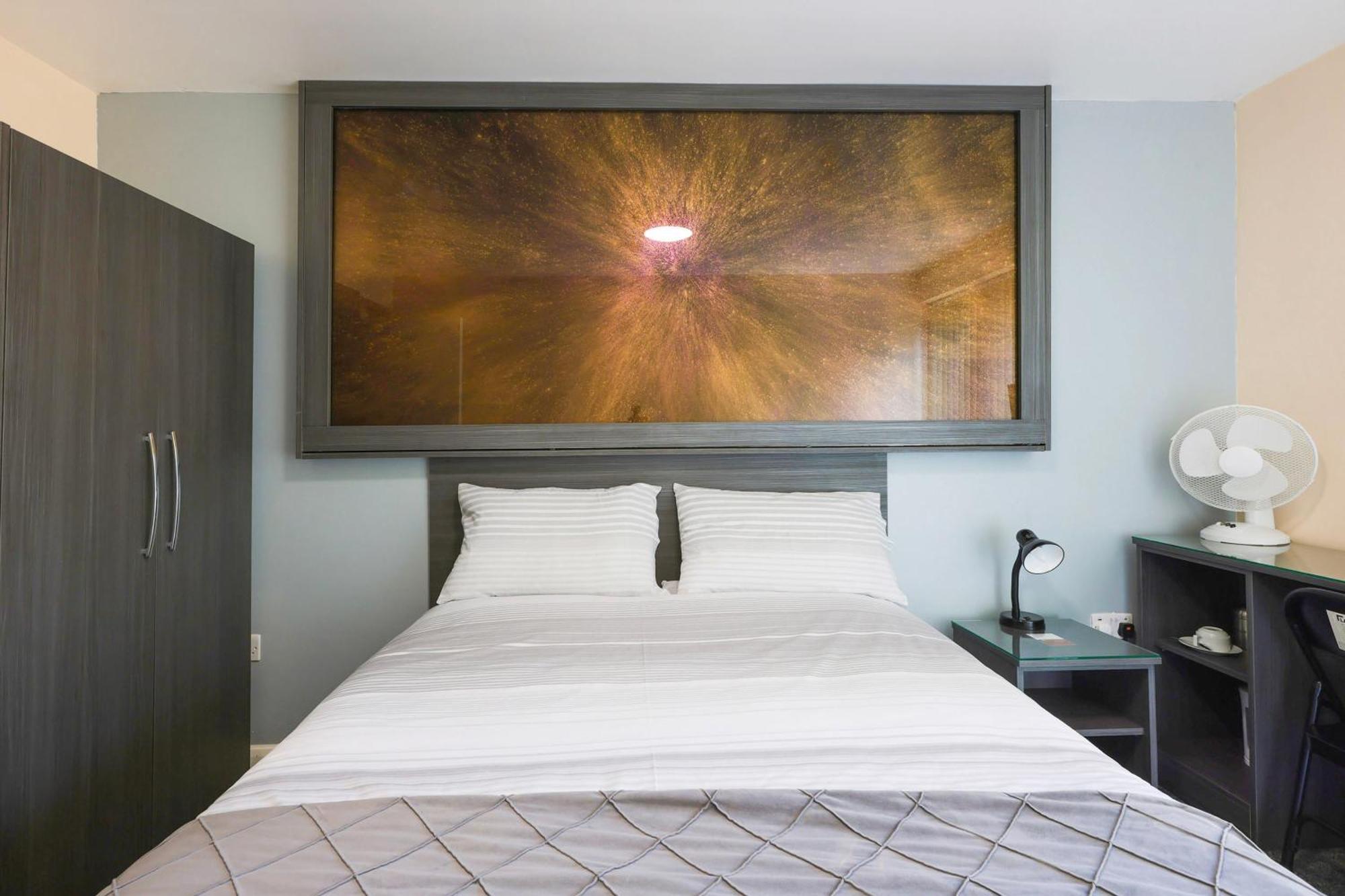 Oyo Honeycroft Lodge Uxbridge Zewnętrze zdjęcie