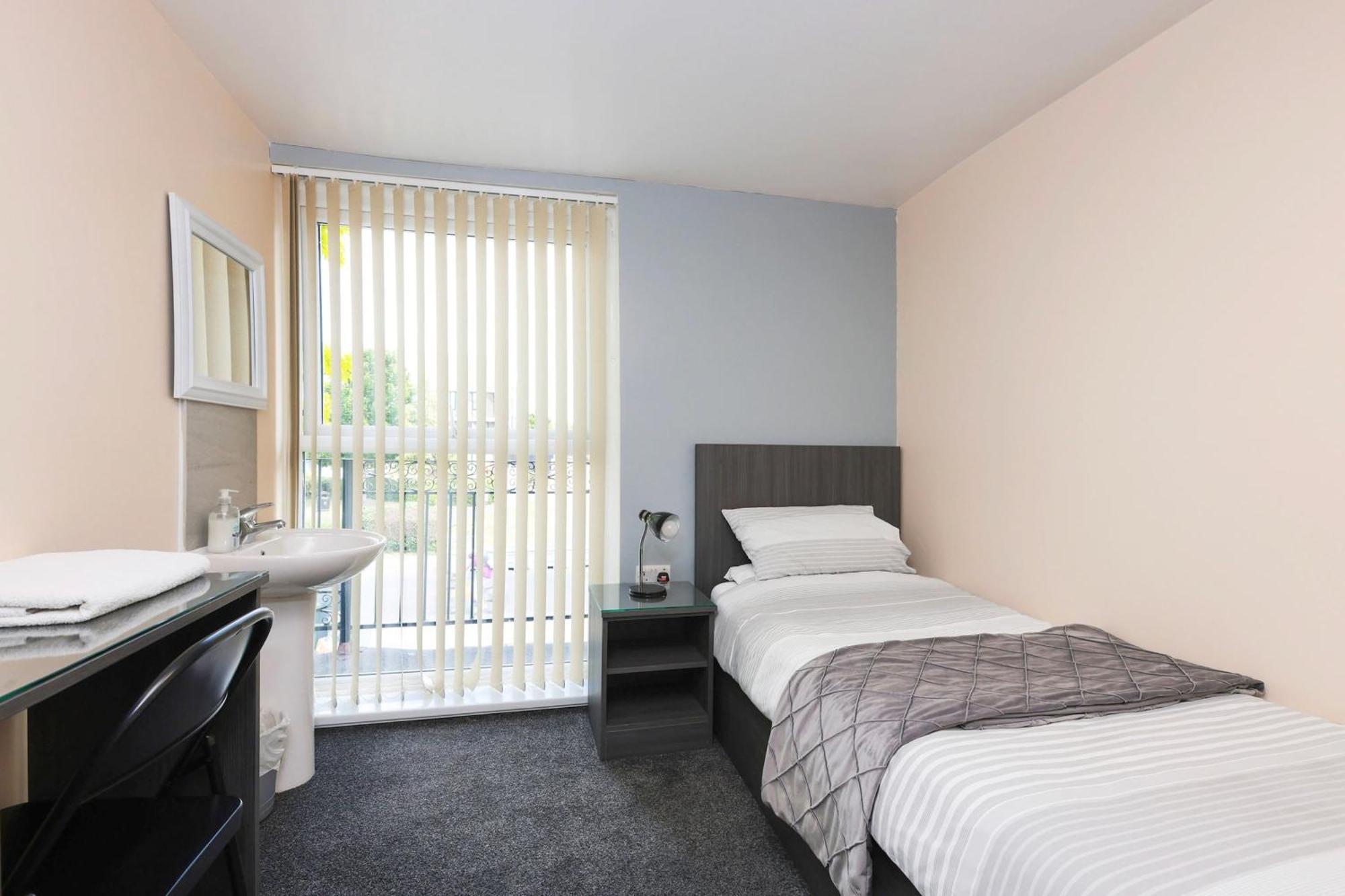 Oyo Honeycroft Lodge Uxbridge Zewnętrze zdjęcie